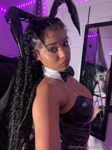 Foto di nudo di fuga di OnlyFans di Star Tt