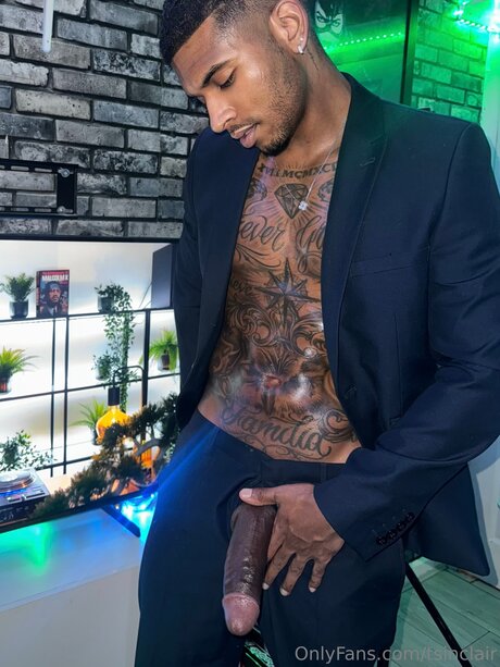 Naken lekkede OnlyFans-bilde av Tsinclair