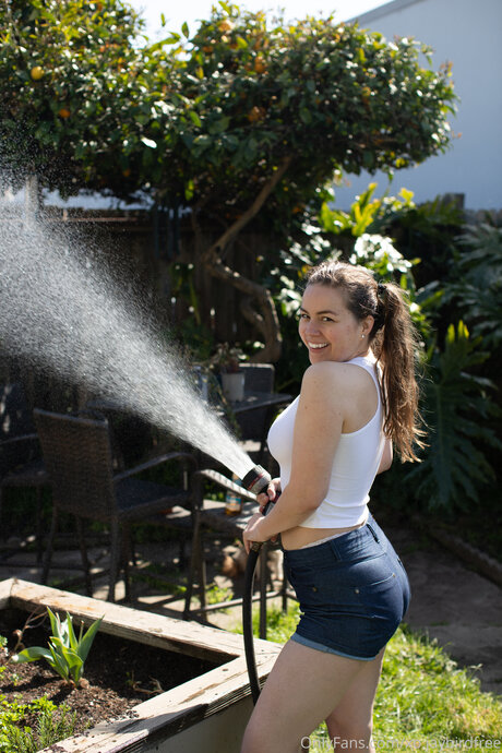 Naken lekkede OnlyFans-bilde av Jjayfree