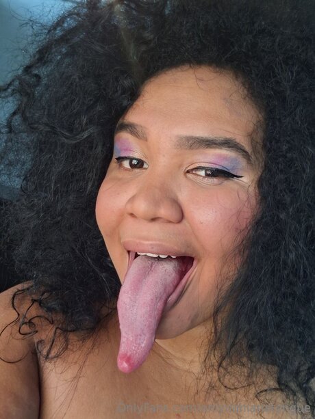 Onlydahianatongue