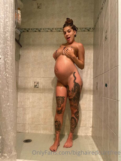 Photo nue de fuite OnlyFans de Bighairedcuntfree