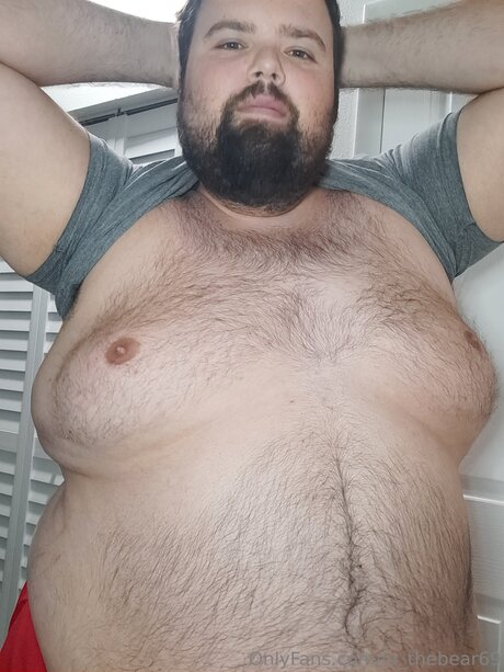 Nøgent lækket OnlyFans-billede af Lu Thebear69