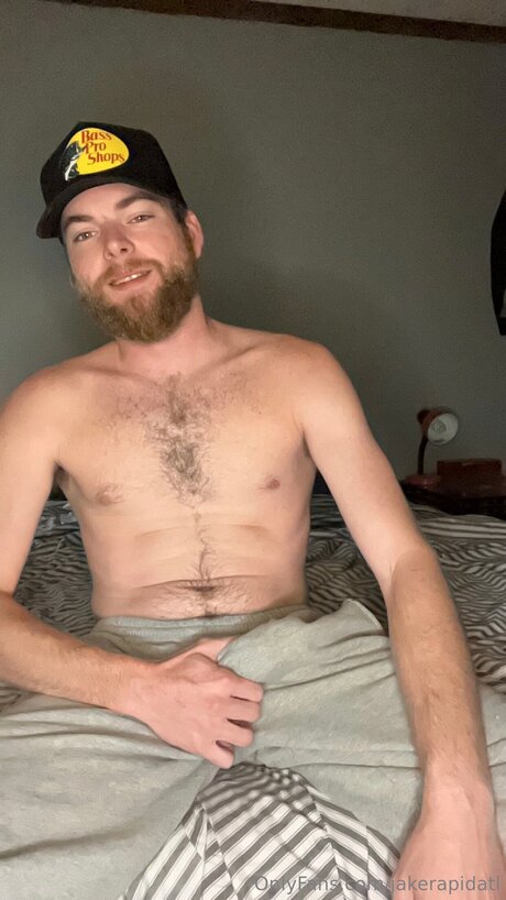 Alasti lekkinud OnlyFans-i pilt Jakerapidatl