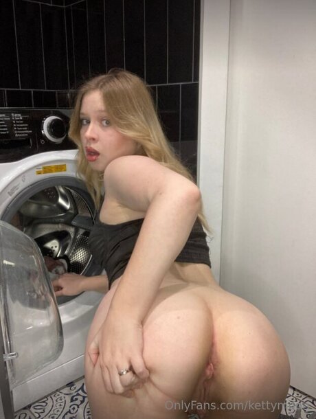 Kettymoon