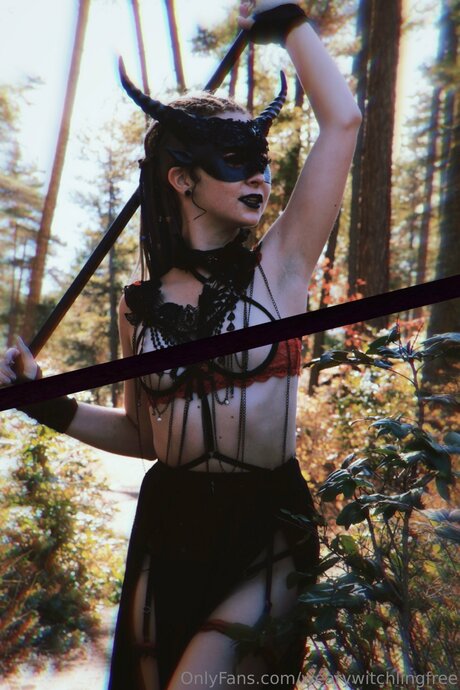 Wearywitchlingfree