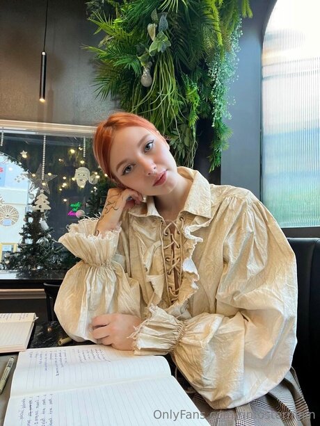 Naken lekkede OnlyFans-bilde av Rinfostermain