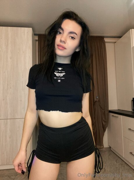 Nøgent lækket OnlyFans-billede af Shy Imp