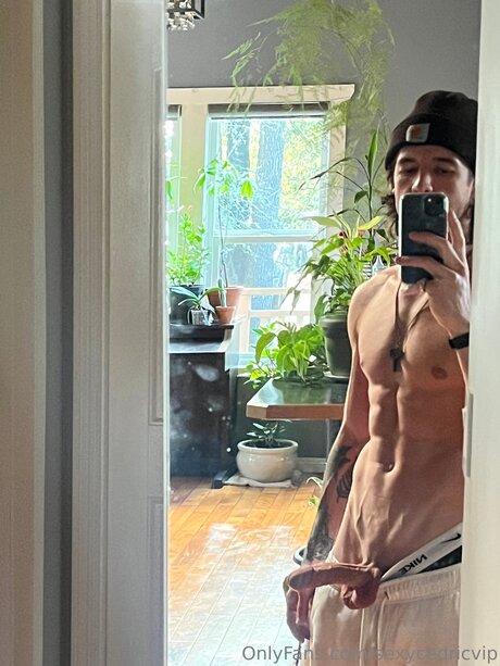 Foto desnuda filtrada de OnlyFans de Sexycedricvip