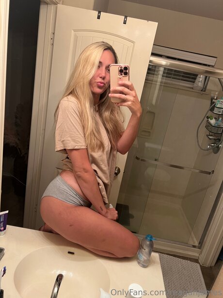 Reaganjames  nude leaked OnlyFans photo