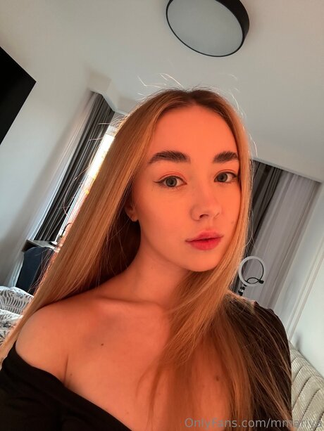 Foto di nudo di fuga di OnlyFans di Mmariya