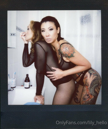 Alasti lekkinud OnlyFans-i pilt Hello Hello Lil