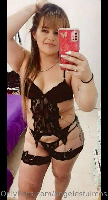 Foto nua vazada do OnlyFans de Angelesfuimos30