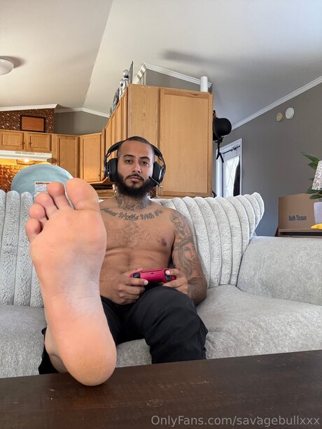 Alaston vuotanut OnlyFans-kuva Savagebullxxx