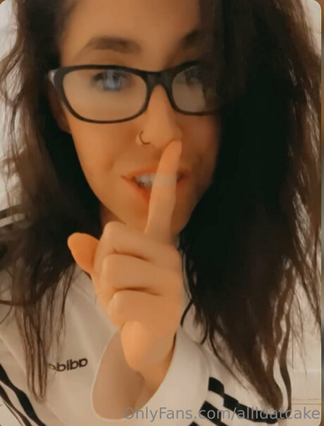 Обнаженная фотография утечки OnlyFans от Lovekrysxo