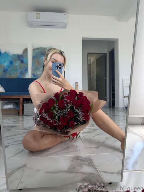 Foto nua vazada do OnlyFans de Your Bj Queen