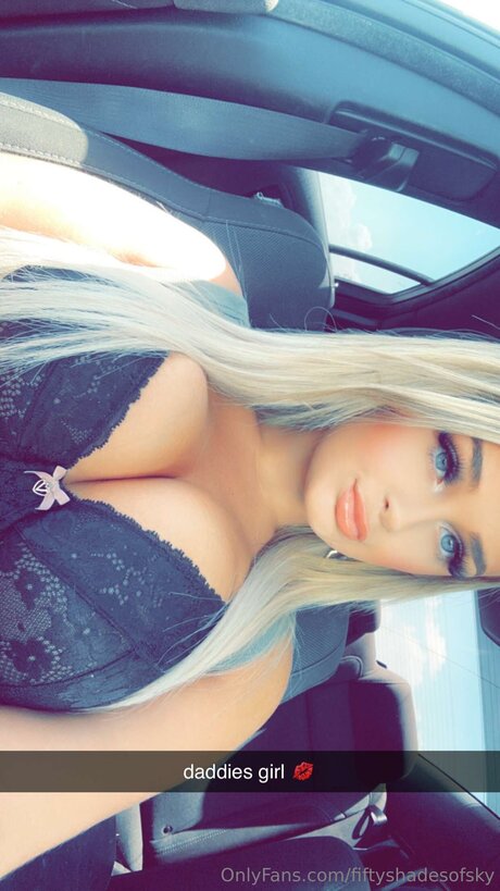 Foto di nudo di fuga di OnlyFans di Fiftyshadesofsky