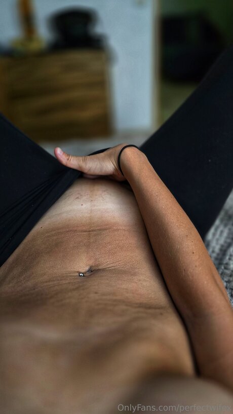Alaston vuotanut OnlyFans-kuva Perfectwifex