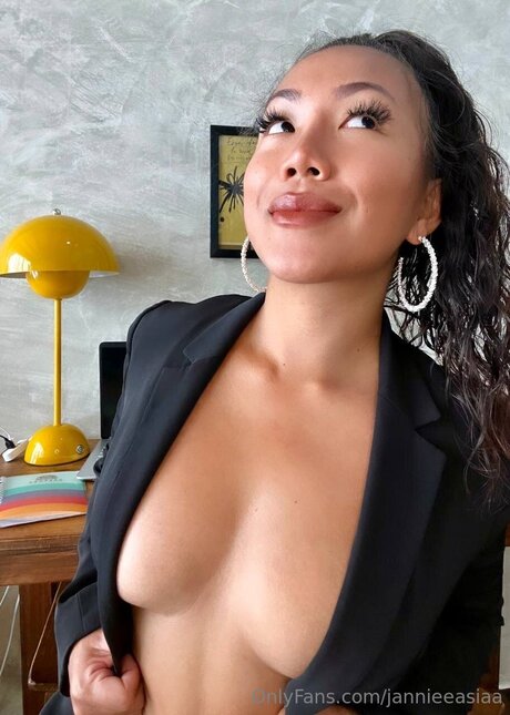 Jannieeasiaa