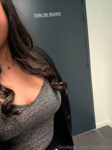 Обнаженная фотография утечки OnlyFans от L Asiatiquee