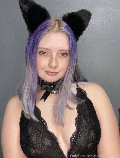 Nøgent lækket OnlyFans-billede af Lily