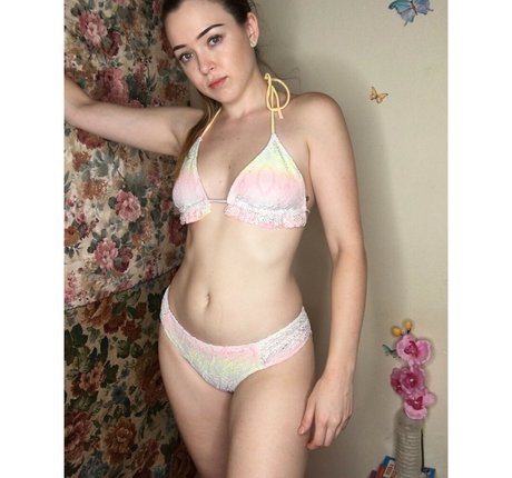 Foto desnuda filtrada de OnlyFans de Tori Eaglestone