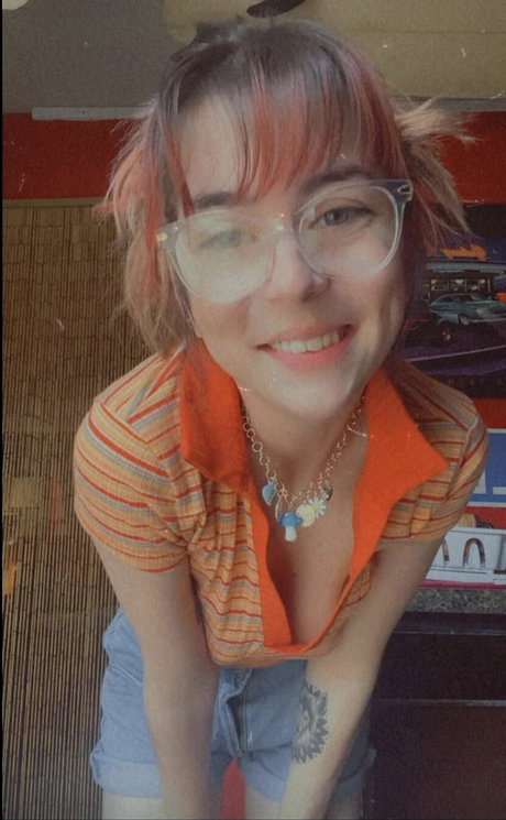 Nacktes geleaktes OnlyFans-Foto von Suzy