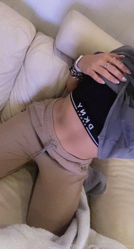Nahá fotka uniklých OnlyFans od Peachy