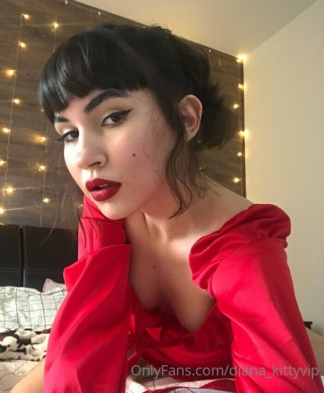 Nahá fotka uniklých OnlyFans od Diana Kitty