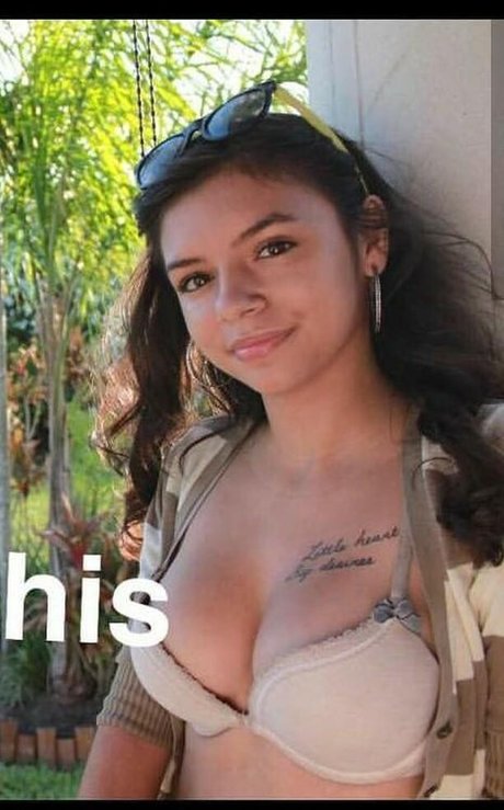Naken lekkede OnlyFans-bilde av Cassie Luna