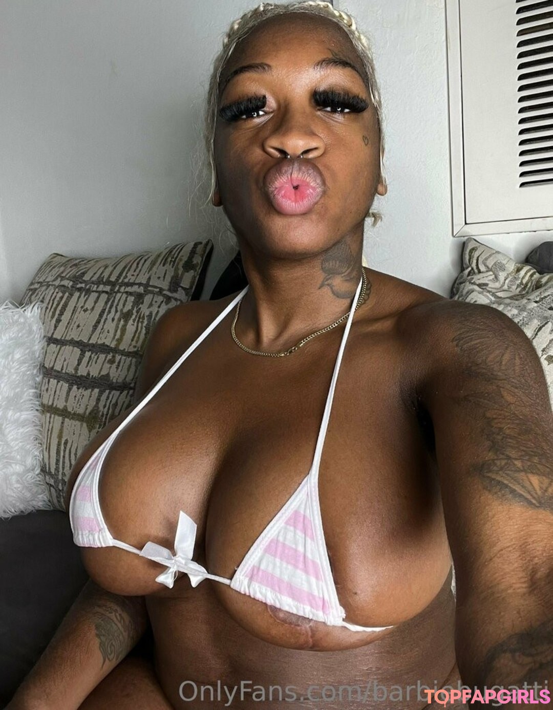 Naken lekkede OnlyFans-bilde av Barbie Bugatti #1631