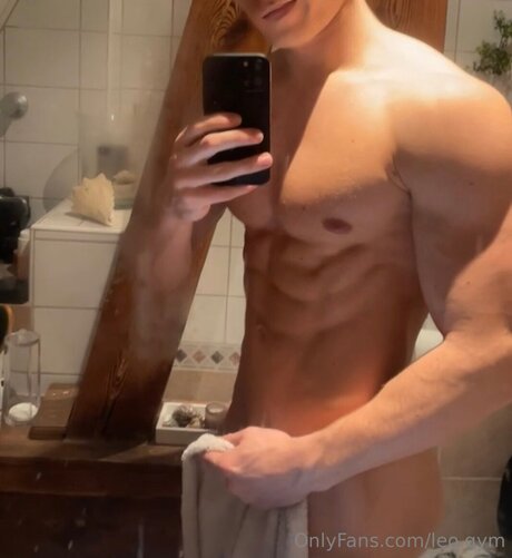Nagie wyciekłe zdjęcie OnlyFans od Leo Gym