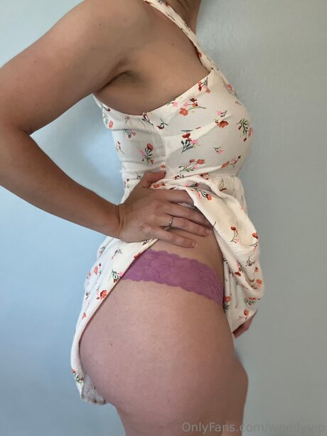 Alaston vuotanut OnlyFans-kuva Weedyvip