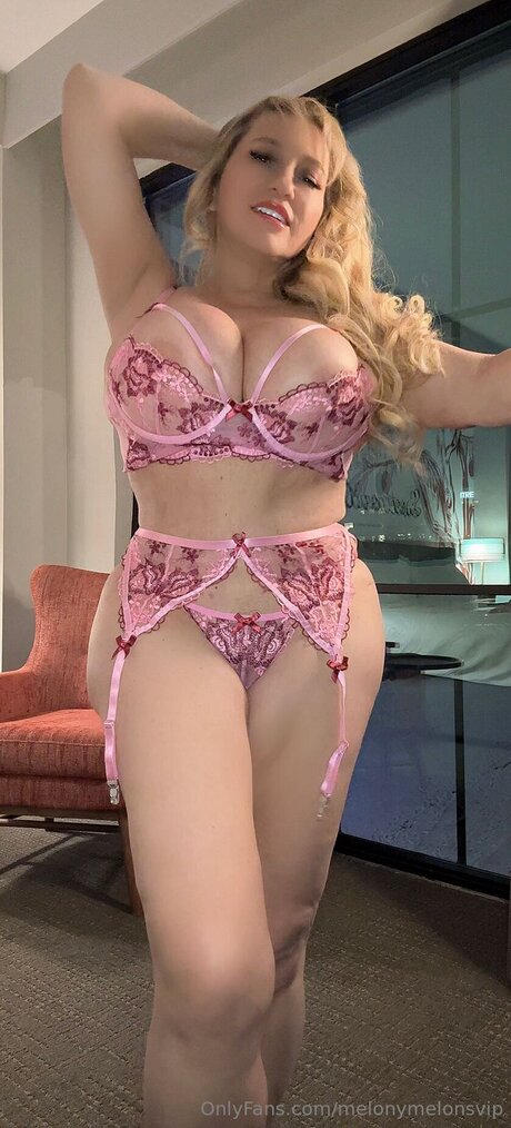 Foto nua vazada do OnlyFans de Melonymelonsvip