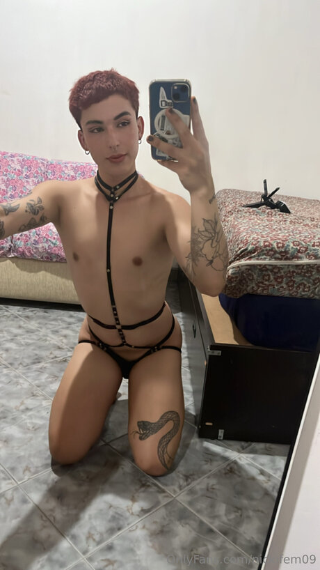 Nickifem09 OnlyFans 유출 누드 사진