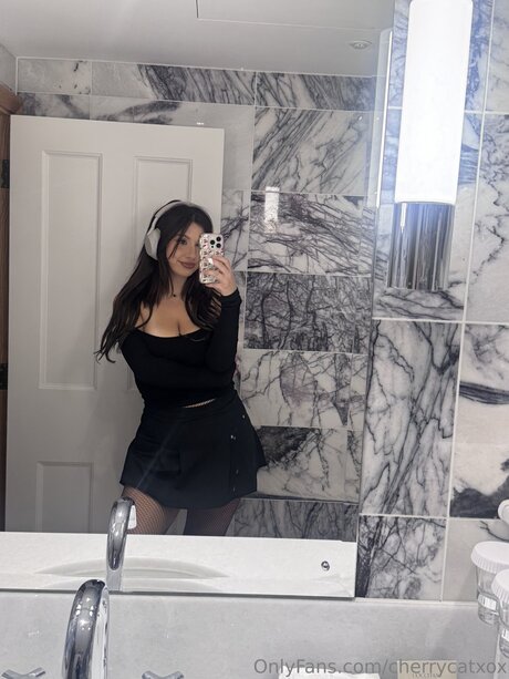 Cherrycatxox