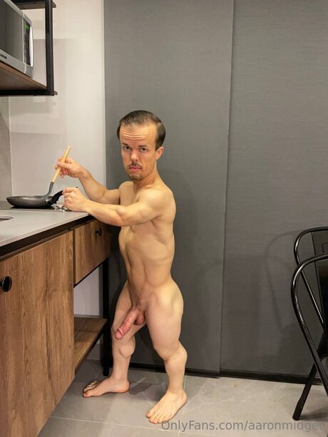 Aaronmidget OnlyFans泄露裸照