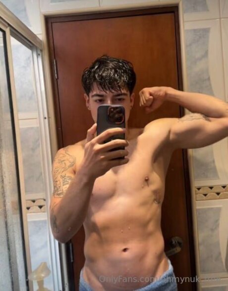 Naken läckt OnlyFans-bild av Ohmynuk Free
