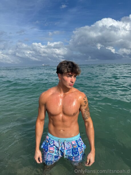 Alaston vuotanut OnlyFans-kuva Itsnoah D