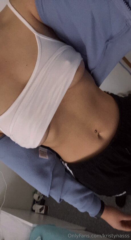 Обнаженная фотография утечки OnlyFans от Kristynasss