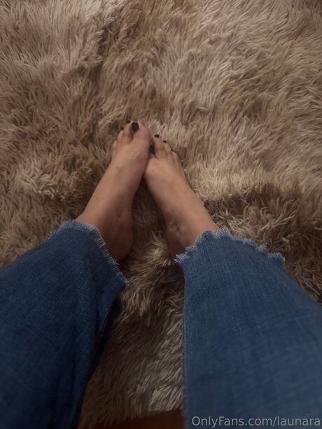 Naken läckt OnlyFans-bild av Launara
