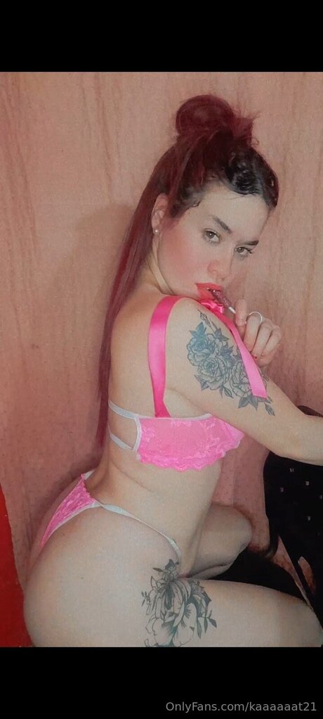 Обнаженная фотография утечки OnlyFans от Kaaaaaat21
