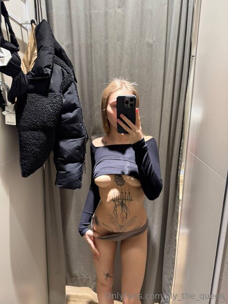 Nahá fotka uniklých OnlyFans od Lily The Queen