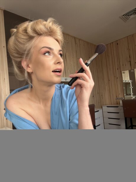 Alaston vuotanut OnlyFans-kuva Dream Olivia Blair