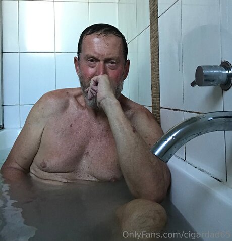 Cigardad65