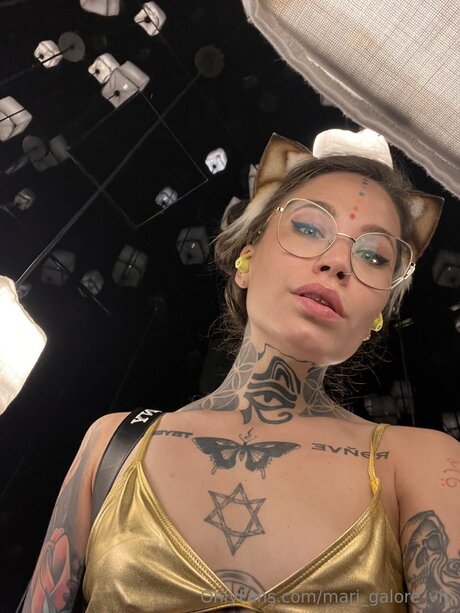 Alaston vuotanut OnlyFans-kuva Mari Galore Vip