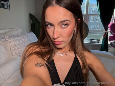 Nahá fotka uniklých OnlyFans od Madelineprescott