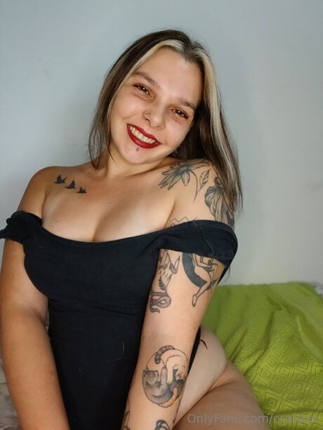 Alasti lekkinud OnlyFans-i pilt Ccataxx