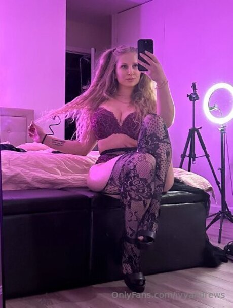 Naken läckt OnlyFans-bild av Ivyandrews