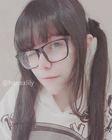 Hanaxlily