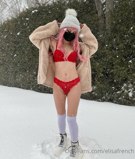 Nahá fotka uniklých OnlyFans od Elisa French